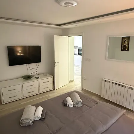 Apartment D *